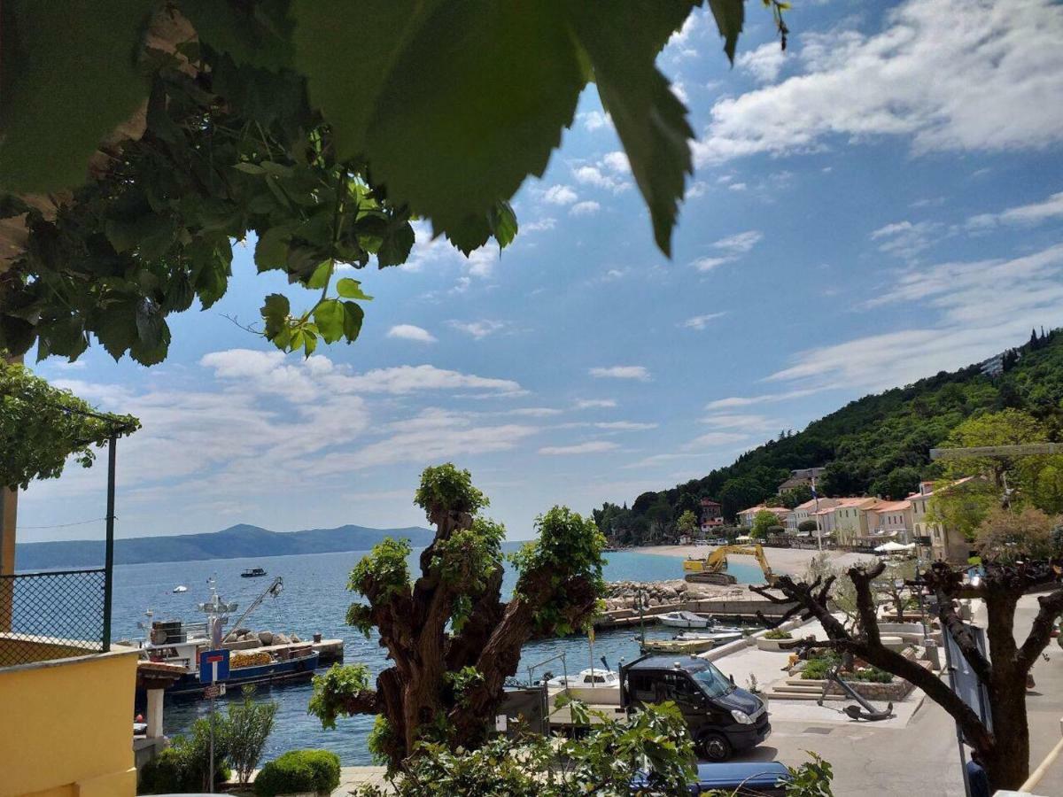 Appartement Apartman Baki à Mošćenička Draga Extérieur photo