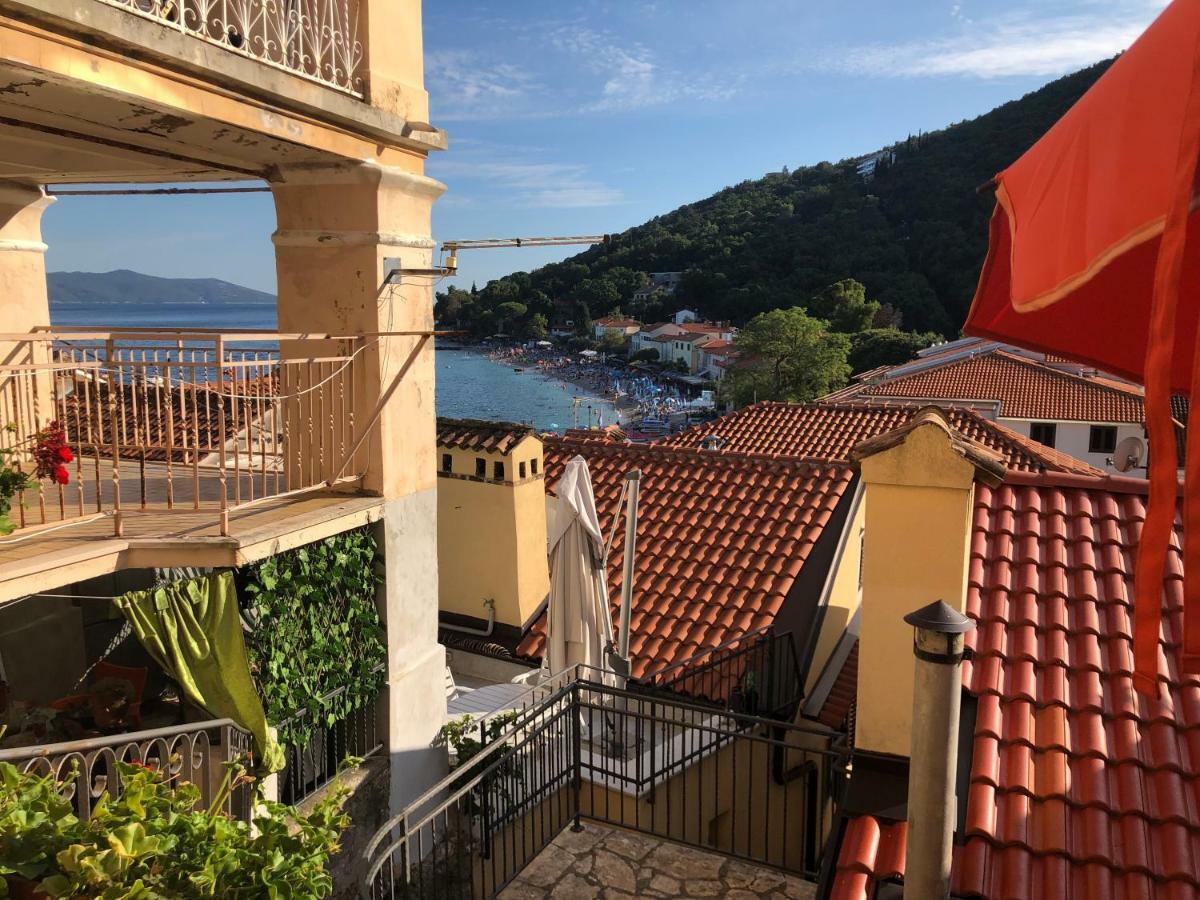 Appartement Apartman Baki à Mošćenička Draga Extérieur photo